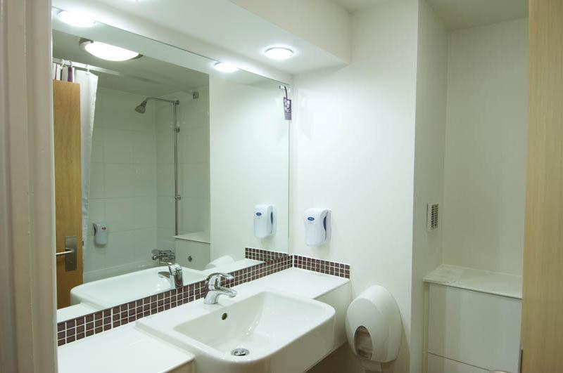 Premier Inn Bishop Auckland Bagian luar foto